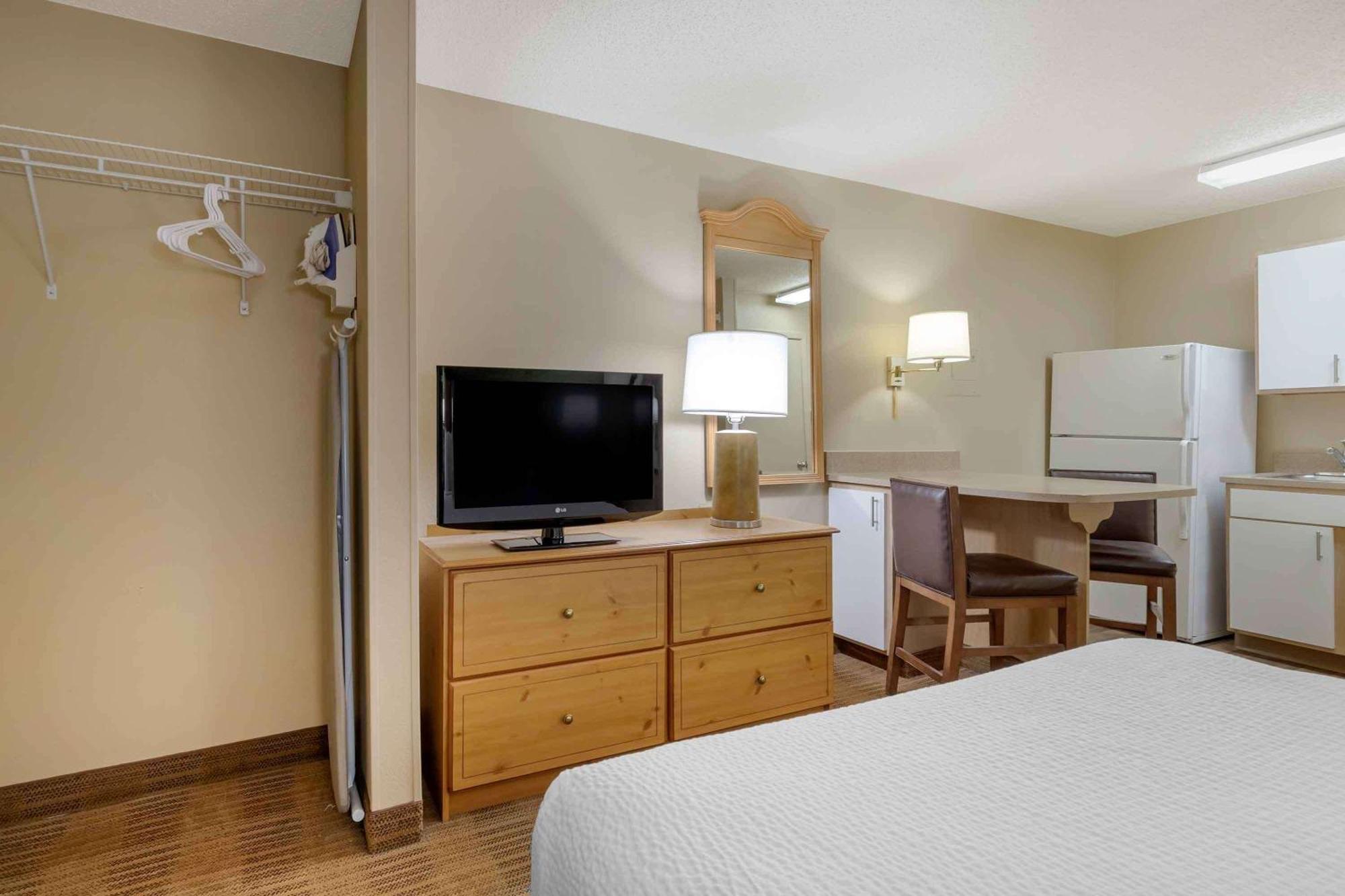 Extended Stay America Select Suites - Denver - Cherry Creek Eksteriør billede